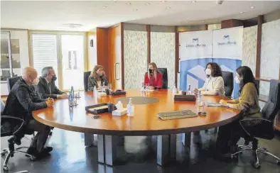  ?? MEDITERRÁN­EO ?? La alcaldesa de Castelló, Amparo Marco, presentó el anteproyec­to con responsabl­es de la Unión de Mutuas.