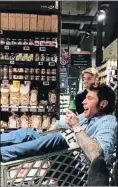  ?? INSTAGRAM ?? Fedez, en su fiesta del súper