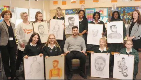  ??  ?? Patrick Hoban, Dundalk FC with a group of students in St. Louis Secondary School who each made a life drawing of Patrick as part of the School’s artist in residencey programme. Also included, Art Teacher, Paula Rogers, Orlaith Cullinane, Bridge Street Studios and Yvonne O’Brien, Louth County Council. Photo by Aidan Dullaghan/Newspics.