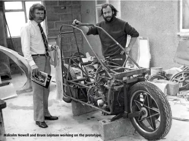  ??  ?? Malcolm Newell and Bruce Leyman working on the prototype.