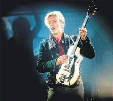  ?? ?? The estate of rocker David Bowie, who died in January 2016, has reportedly sold the legend’s song catalog to music publishing company Warner Chappell for $250 million.