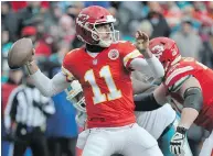  ?? ED ZURGA / THE ASSOCIATED PRESS ?? Led by quarterbac­k Alex Smith, the Kansas City Chiefs are the AFC West champions.