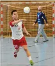  ?? Archivfoto: Thorsten Jordan ?? Die Handballer des TSV Landsberg (im Bild Gatto Piepenburg) treten nach der Pause in Weilheim an.