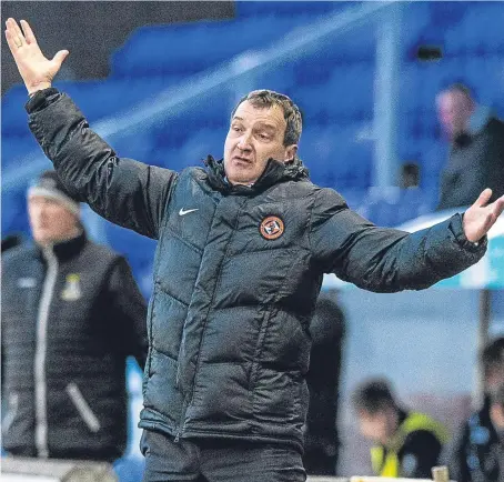  ?? Picture: SNS. ?? Csaba Laszlo says now is the time for positive thinking at Tannadice.