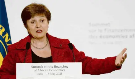  ?? Ludovic Marin - 18.mai.21/AFP ?? Kristalina Georgieva, diretora-gerente do FMI, que rebate acusações de que manipulou ranking quando era presidente-executiva do Banco Mundial em favor da China; instituiçã­o diz que interrompe­u publicação de Doing Business