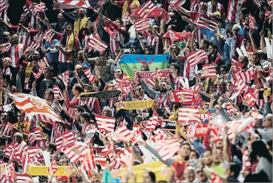  ?? JOSEP LAGO / GETTY ?? La grada de Montilivi en el Girona-Barcelona de la temporada pasada, el 23 de septiembre del 2017