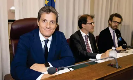  ??  ?? A Roma Il presidente della Vigilanza Rai, Alberto Barachini, 45 anni, di Forza Italia, ieri durante la riunione della commission­e