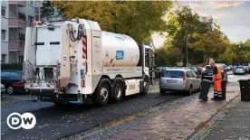  ??  ?? Brennstoff­zellen-Testfahrze­ug der Stadtwerke Bremen im Einsatz