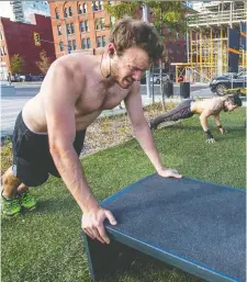  ?? JOHN MAHONEY ?? Outdoor exercise facilities, such as this gym in Montreal, are trending once again, but specific data on usage has yet to be gathered.