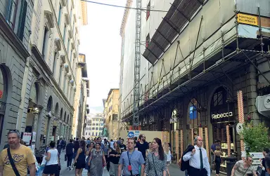  ??  ?? Via Calzaioli, uno dei cantieri finiti nel mirino dopo la sentenza della Cassazione