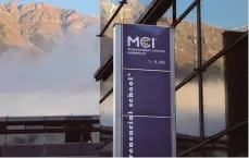  ?? ©MCI ?? Internatio­nale Auszeichnu­ngen wie die AACSB-Akkreditie­rung bestätigen die hohe Qualität am Management Center Innsbruck.