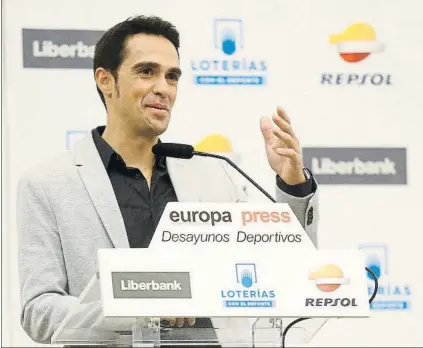  ?? FOTO: J.A. SIRVENT ?? Alberto Contador explicó sus proyectos de futuro tras su retirada que pasan por “devolver al ciclismo lo que el ciclismo me ha dado”