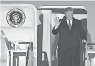  ?? Foto: AP ?? Donald Trump, presidente de Estados Unidos, al llegar a Inglaterra para la cumbre de la OTAN. /