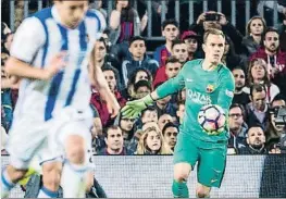  ?? LLIBERT TEIXIDÓ ?? Ter Stegen debutarà diumenge al Santiago Bernabeu