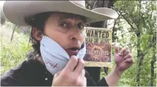  ?? TWITTER/@MCCONAUGHE­Y VIA REUTERS ?? Actor Matthew McConaughe­y appears in a homemade video as
“Bobby Bandito,” teaching people how to make protective masks during the coronaviru­s outbreak.