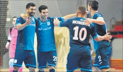  ?? FOTO: LNFS ?? Los jugadores de Movistar Inter, ayer celebrando uno de los goles marcados al Kherson ucraniano