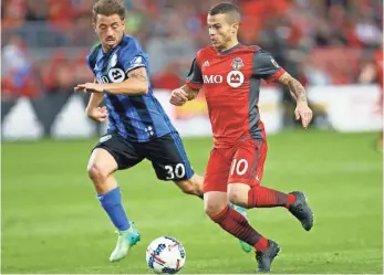  ?? JOHN E. SOKOLOWSKI, USA TODAY SPORTS ?? Toronto FC’s Sebastian Giovinco (10) controls the ball against Montreal’s Hernan Bernardell­o.