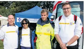  ??  ?? PLENEUF-VAL-ANDRE. L’équipage Pass22 assurait le poste de secours du concours national du cheval de trait breton