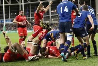  ?? (Photo Luc Boutria) ??  décembre  : le RCT fait parler sa puissance et domine le Leinster chez lui... Un exploit que peu d’équipes ont réalisé depuis...