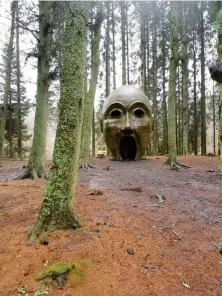  ?? (Daniel Hall) ?? Sigmund Freud Silvas Capitalis is a giant timber head located along the Lakeside Way