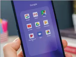  ??  ?? The phone runs on Android 9 (Pie) with a layered ColorOS 6.1 interface on top.