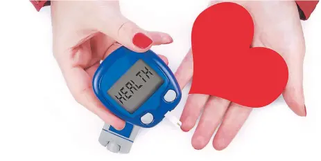  ??  ?? COMPLICACI­ÓN. El paciente diabético tiene que controlar su glucosa o azúcar en la sangre para evitar sufrir un daño cardiaco.