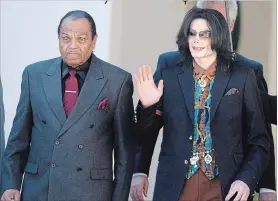  ?? ASSOCIATED PRESS FILE PHOTO ?? Joe Jackson in 2005, with his son, the late Michael Jackson. Joe Jackson died Wednesday at age 89.