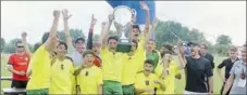  ?? MZ - Crédits : ?? La joie des joueurs de Cestas, vainqueurs du tournoi