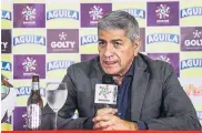  ??  ?? El DT del DIM, Octavio Zambrano, en la rueda de prensa.