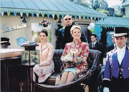  ?? FILE PHOTO ?? Anne Hathaway, Hector Elizondo and Julie Andrews in “The Princess Diaries.”