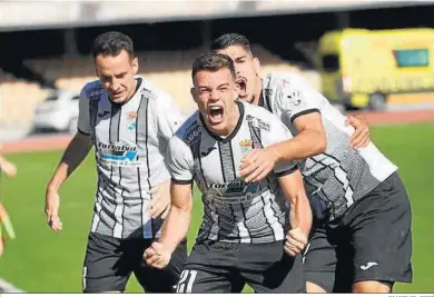  ?? DIARIO DE JEREZ ?? Álex Guti festeja un gol con el Xerez Club Deportivo.