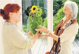  ?? Pictures: GETTY; ALAMY ?? GOOD IMPRESSION: Special plants are a lovely way to thank your host