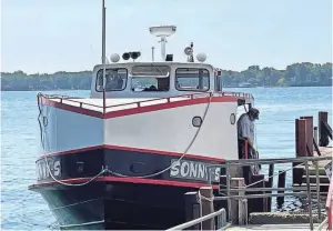  ?? STEVE STEPHENS ?? The Sonny-s ferry prepares to take passengers on the short hop to Put-in-bay.