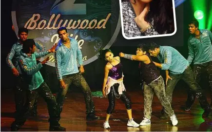  ??  ?? ‘Top item girl’ Malaika Khan (top pic) along with child stars ruturaj and Vaishnavi, and Binny and Sujay (right pic) mesmerised the crowd with their dance moves and flashy costumes.