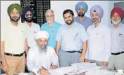  ?? HT PHOTO ?? Dr Manjit Singh Nijjar taking charge as registrar of Punjabi University in Patiala on Tuesday.