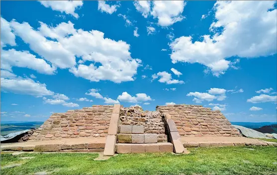  ??  ?? “Es muy importante valorar este patrimonio del estado, que incluye las zonas de La Quemada y Altavista”, señala el delegado del INAH.