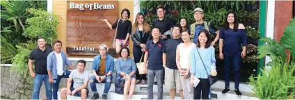  ??  ?? CEBU AND DAVAO MEDIA with Selrahco PR president Charles Lim, Robinsons Hotels and Resorts senior marketing manager Lisette Arena, and Robinsons Hotels and Resorts marketing assistant Micah Regudo