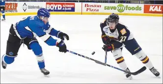  ?? PentictonH­erald ?? Joe Leahy and the Penticton Vees clash with Steven Jandric and the Vernon Vipers in a much-anticipate­d best-of-seven series for the Interior Division championsh­ip. Game 1 goes Friday at the SOEC.