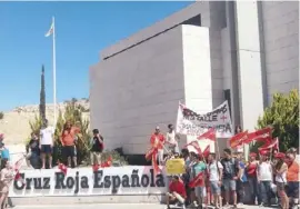  ?? Foto: CC.OO. ?? Die Rotkreuzmi­tarbeiter demonstrie­rten in Alicante.