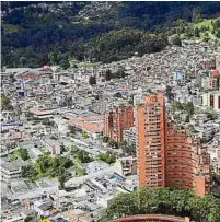  ?? DAVID SÁNCHEZ ?? El sector de La Perseveran­cia, en la localidad de Santa Fe, es uno de los ecobarrios con los que cuenta Bogotá.