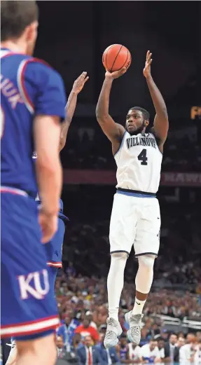  ?? ROBERT DEUTSCH/USA TODAY SPORTS ?? Villanova’s Eric Paschall made four of five three-point attempts in Saturday’s victory against Kansas.