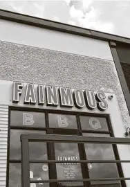  ?? Greg Morago / Staff ?? Fainmous BBQ is now open in Sawyer Yards.