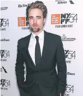  ??  ?? Robert Pattinson. El cantante fue amonestado en la escuela por mala conducta y bajo rendimient­o escolar.