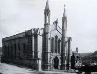  ??  ?? Trinity Church with Stroud General next door in Victorian days