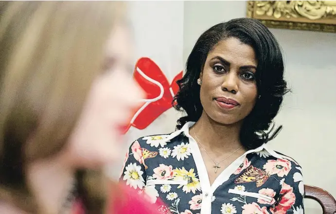  ?? EVAN VUCCI / AP ?? Omarosa Manigault en la sala Roosevelt de la Casa Blanca durante un encuentro de padres y maestros con Trump, el 14 de febrero del 2017