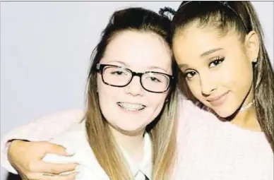  ?? TWITTER ?? Georgina Callander, en una foto junto a la cantante Ariana Grande