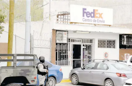  ?? / ALBERTO HIERRO ?? sobre la Teófilo Borunda fue cateada ayer por las fuerzas federales