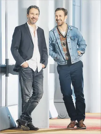  ?? Christina House Los Angeles Times ?? DENIS VILLENEUVE, left, with Ryan Gosling, strove to make “2049” the real deal. “I love the first film so much,” he says.