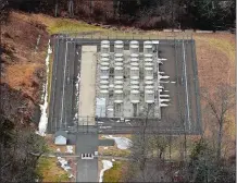  ?? SEAN D. ELLIOT/THE DAY ?? Dry cask nuclear waste storage at the former Connecticu­t Yankee nuclear power plant site in Haddam Neck is seen on Jan. 16.