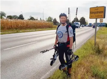  ?? Fotos: Jürgen Göttle ?? Martin Fluch machte auf seiner Rollerblad­etour von Georgien nach Heidelberg in Königsbrun­n Pause, später dann auch in Thann  hausen.